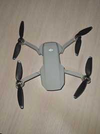 Dji mavic mini drone