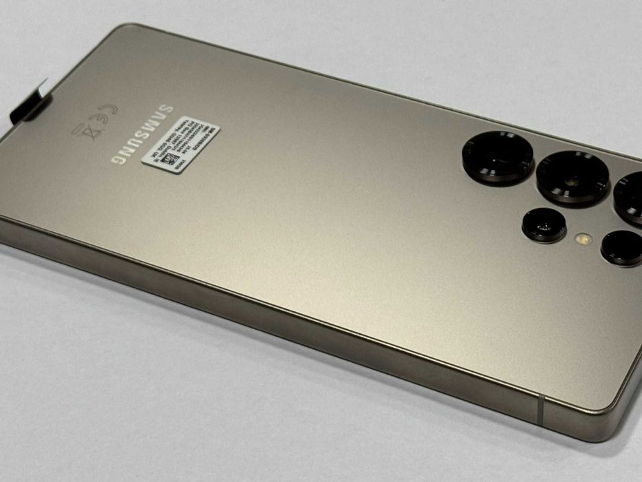 Samsung Galaxy S25 Ultra 5G 256GB 12GB RAM Dual (SM-S938)