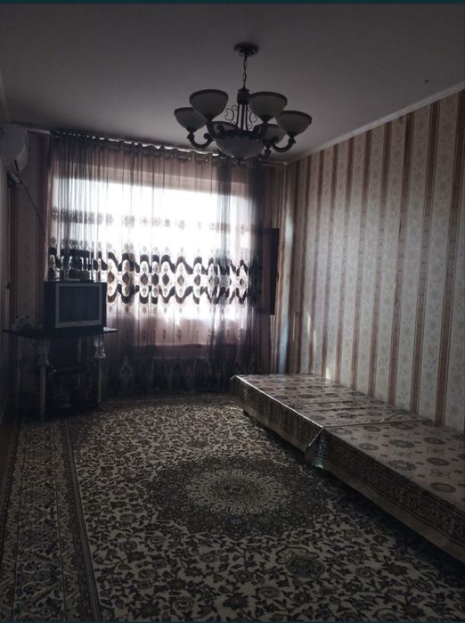 Srochno 2 xonali uy sotiladi