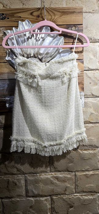 Риза и пола от букле Avin