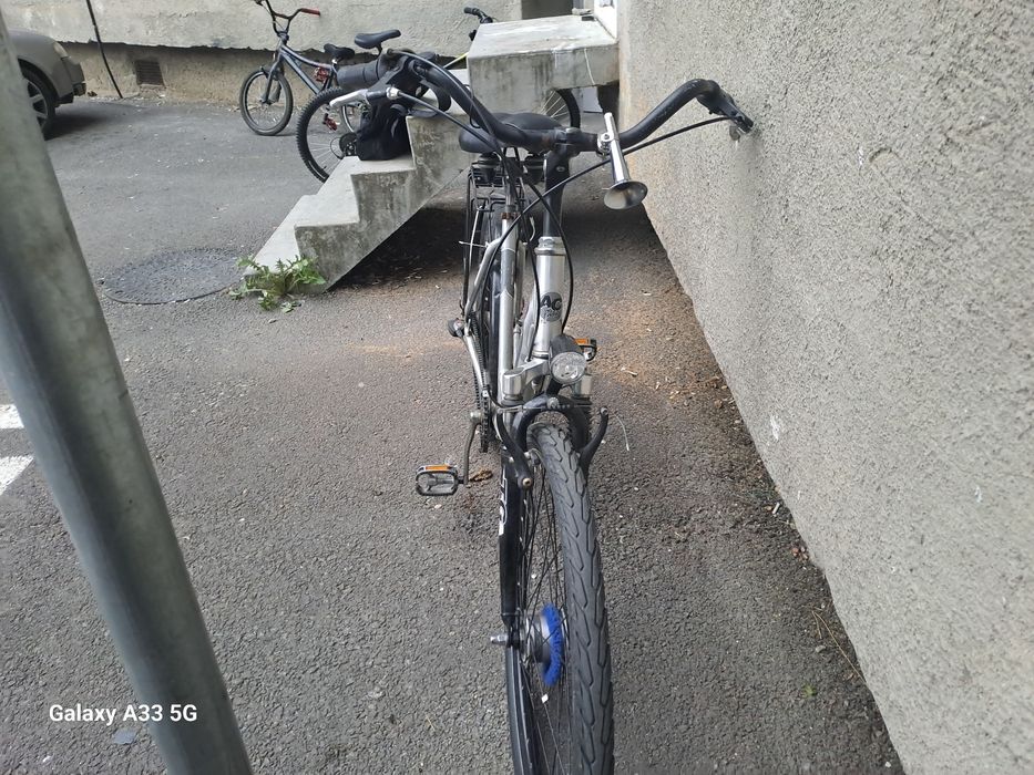 Vând urgent!!! BMX+Bicleta  cadou