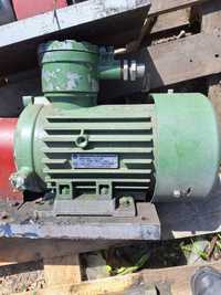 Motor trifazic cu pompa hidraulica