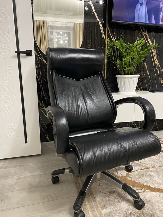 Крисло срочно сатылады 8000тг