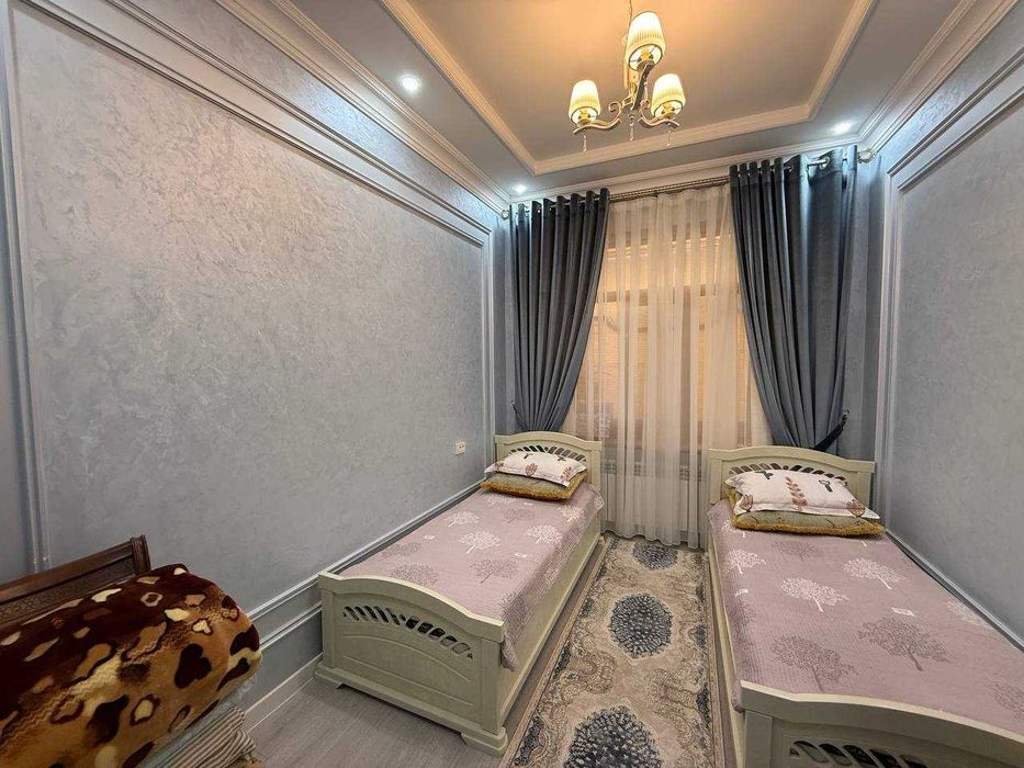 Продаётся дом в центре города 10 соток со всеми удобствами ТОРОПИТЕСЬ