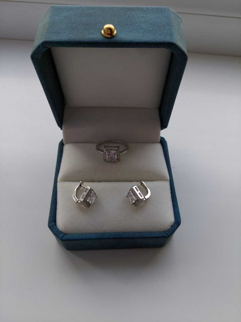 новый комплект - кольцо и серьги 925 серебро