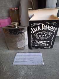 Jack Daniels чаши , плоско метално шише , ключодържатели и гривни и др