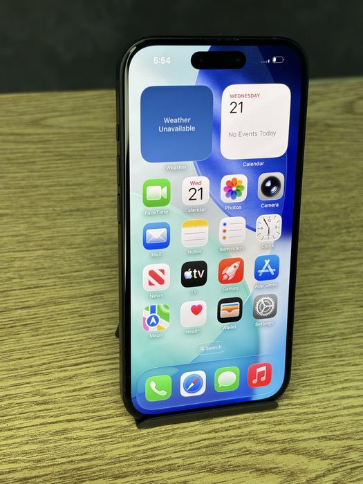 iPhone 15, memorie internă 128 GB, sănătate baterie 94%