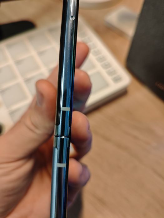 Motorola razr 40 ultra 16 месеца гаранция