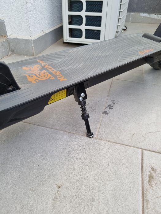 Trotineta electrica Kugo Kirin S1 Pro