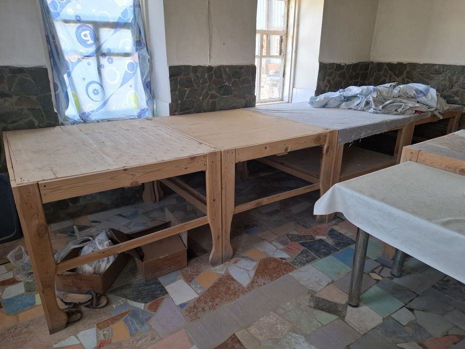 Продам деревянные столы