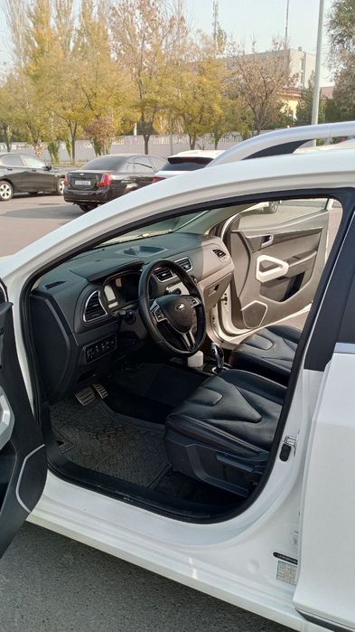 Электромобиль JAC iev 7 S запас хода 350 тали