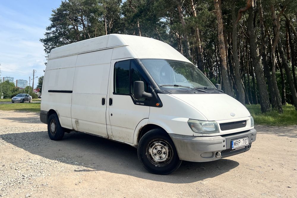 Dezmembrez Ford transit 2.4 6 trepte 135 cp 2000-2006