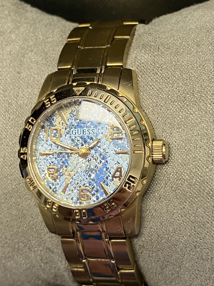 Ceas Guess Auriu -50%