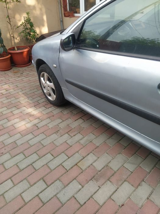 Vând Pegeout 206 1.4 benzina 2001 Cod motor KFW