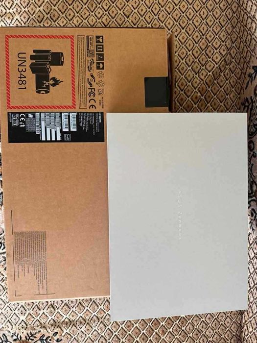 Laptop ASUS Zenbook A14 UX3407R SIGILAT