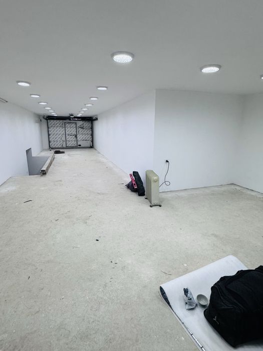 Сдается 200кв помешения рядом с метро Чиланзар