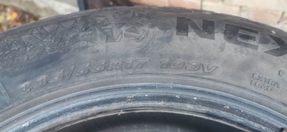 Зимни гуми nexen 235/55/17