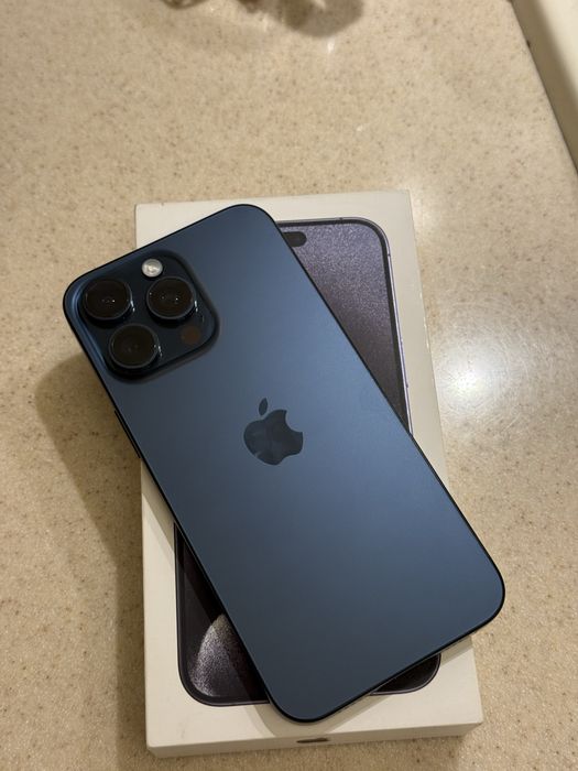 iPhone 15 pro max 256gb blue titanium идеальное состояние
