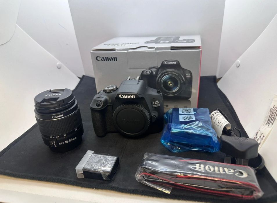 Canon EOS 2000D aparat foto DSLR