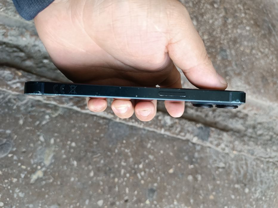 iPhone 13  sotiladi