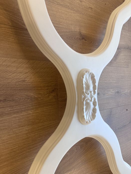 Masa din lemn masiv de nuc extensibila