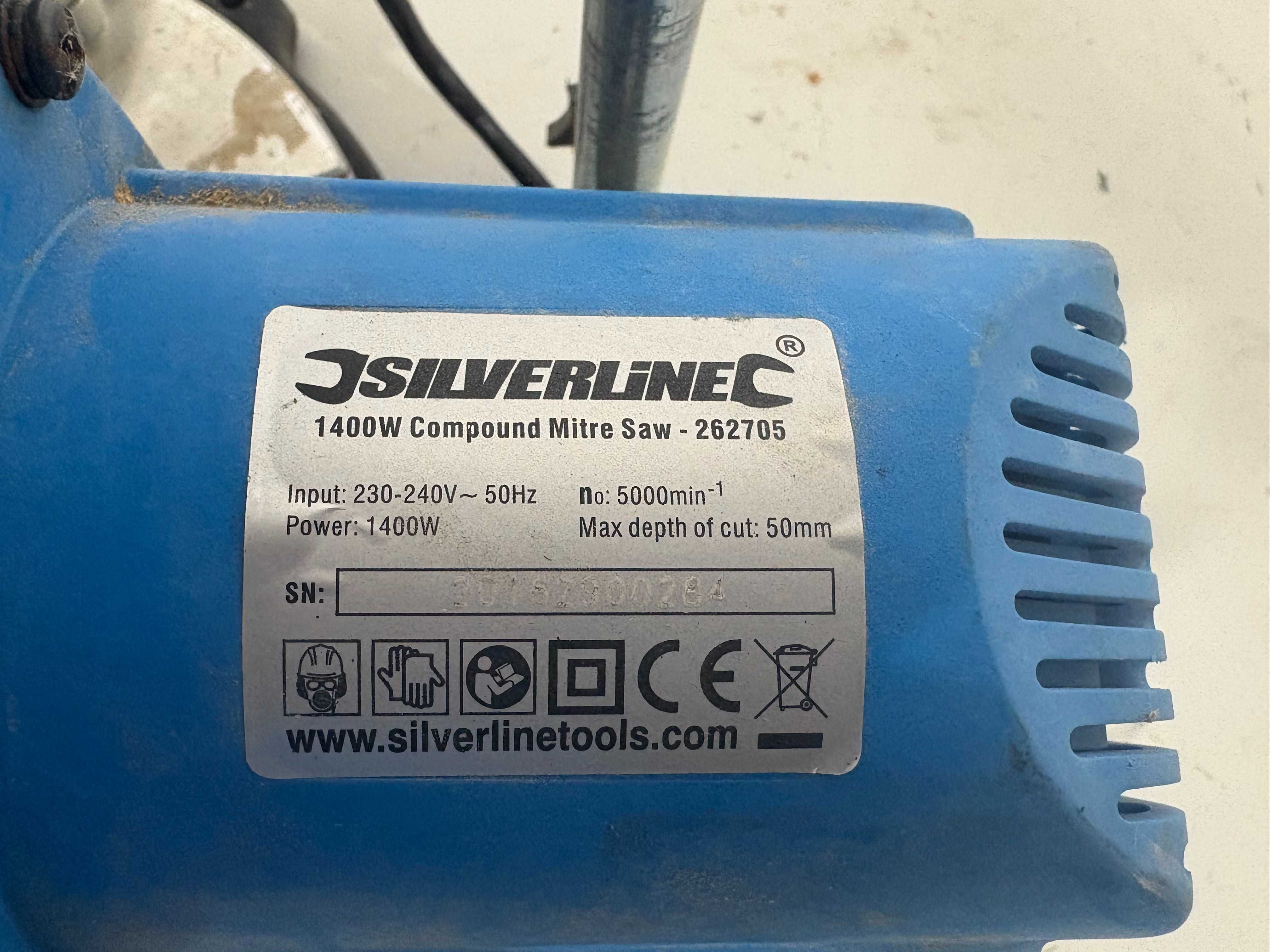 Циркуляр пендула - SILVERLINE 1400W / 210mm