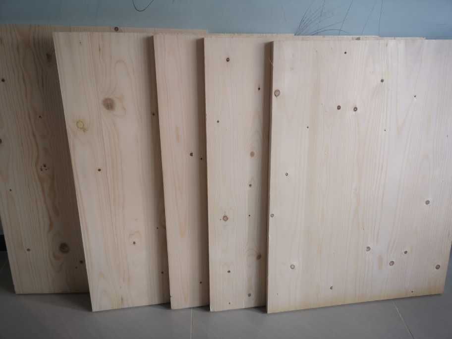 Producem panouri din lemn masiv de pin - orice dimensiune