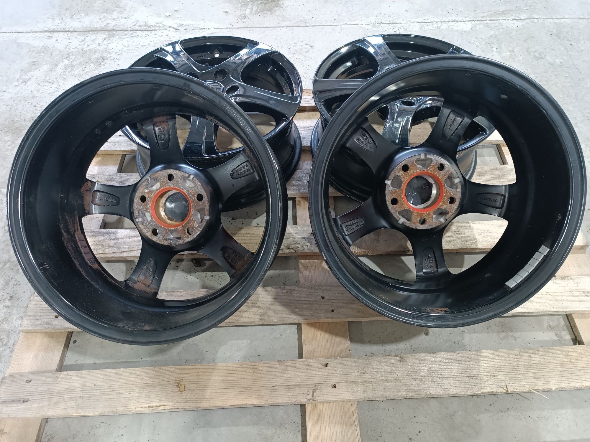 Лети джанти 15ки 5х114.3 Oxxo