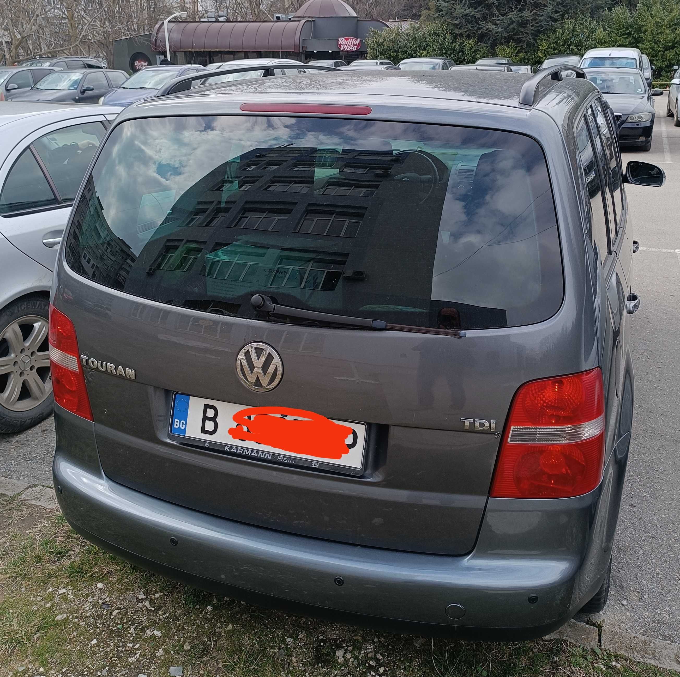 Volkswagen touran 2004г.перфектен