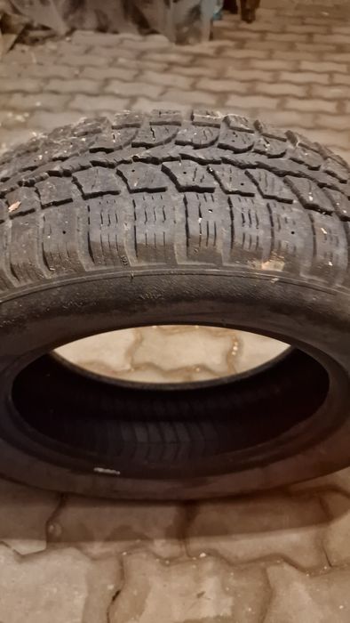 Cauciucuri de vanzare