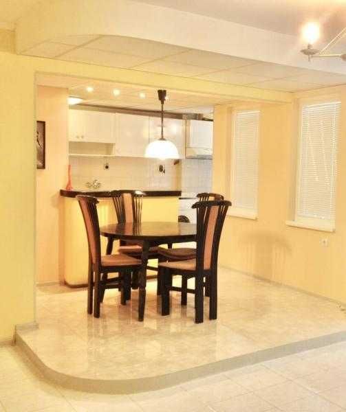 Дава се под наем Двустаен апартамент в Бургас, Лазур - 67 кв.м за 357 € - Снимка #2