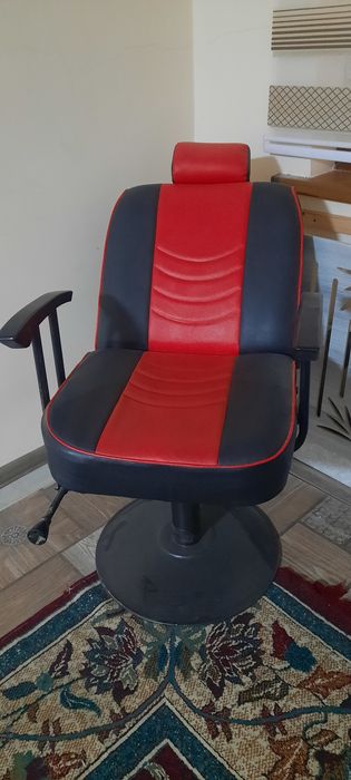 Продам кресла для салона