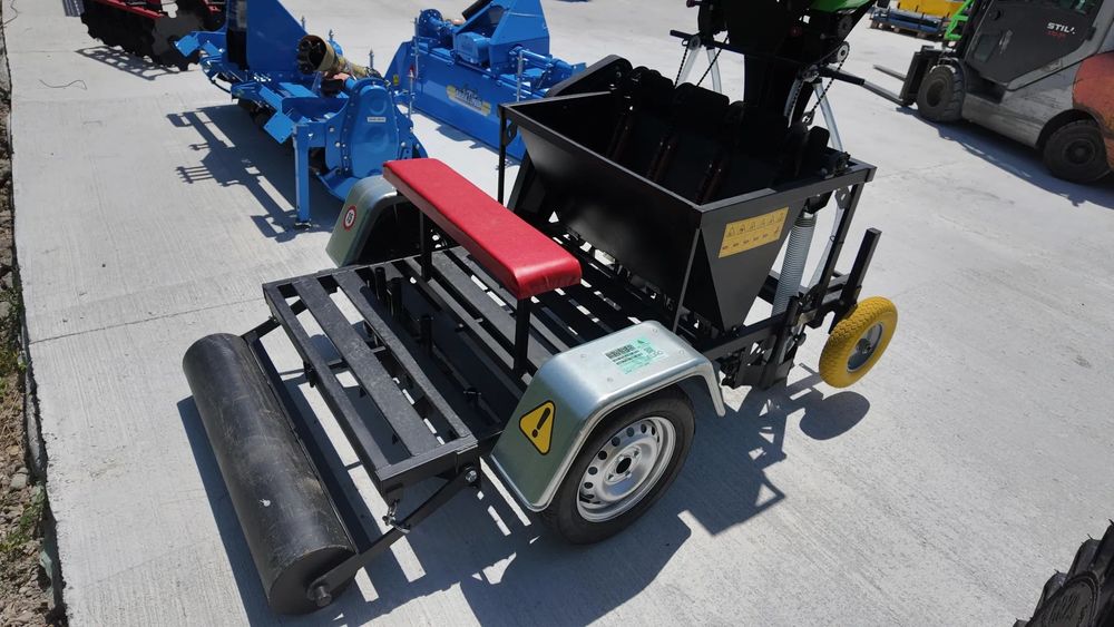 Alta Plantator automatic de ceapa si usturoi, Marca RENAL 3 RANDURI Plantator automatic de ceapa si usturoi, Marca RENAL 3 RANDURI