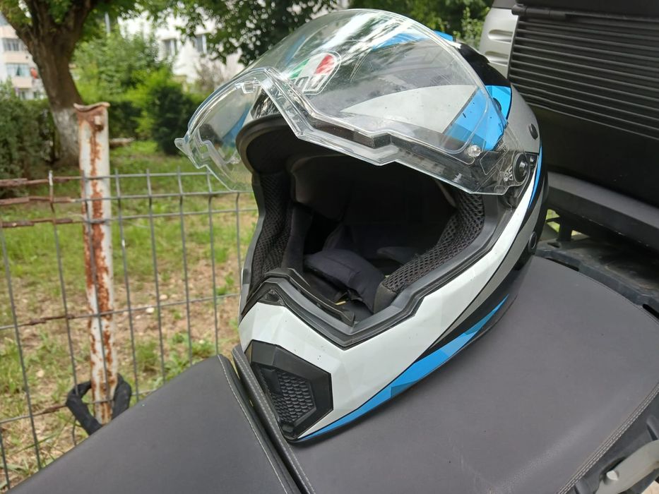Vând, tank rucsac ,cutie , top case GIVI