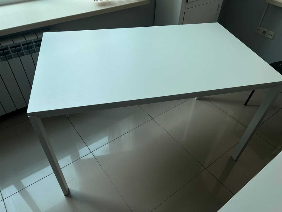 столы Икеа мелторп