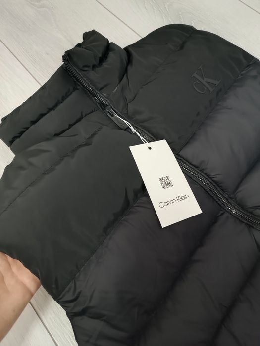 Vesta Calvin klein - M