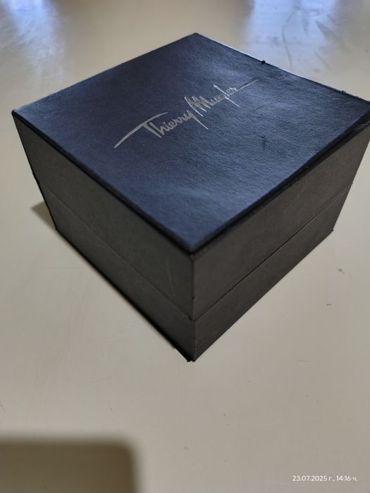 Оригинален часовник Thierry Mugler