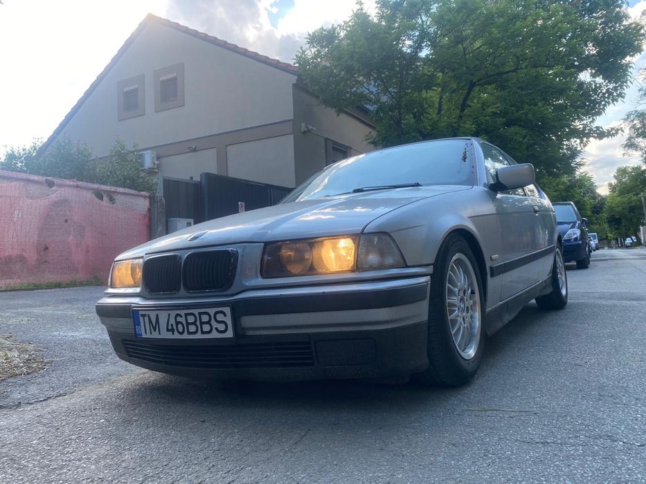 Vând BMW E36 318i