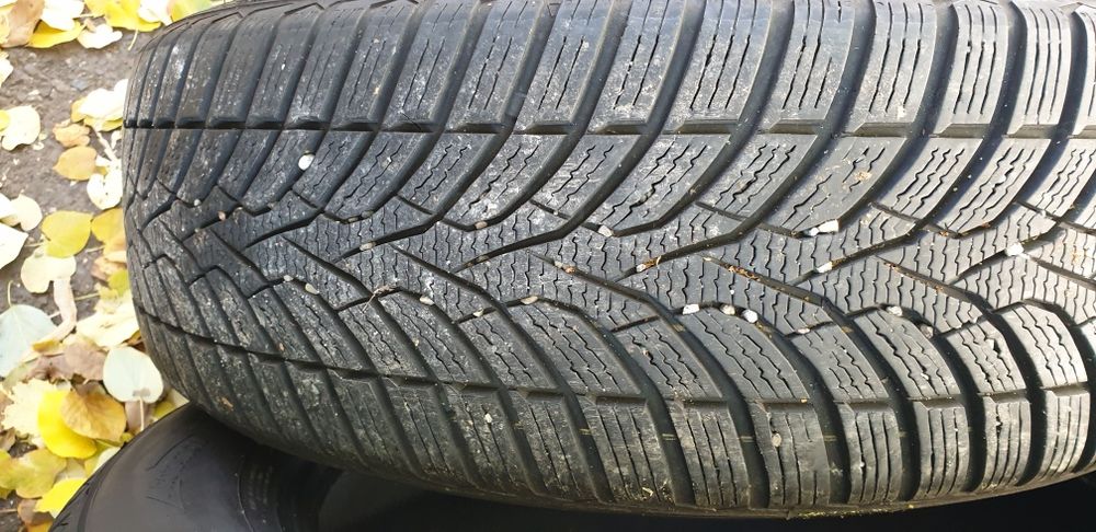 4 cauc.iarna M+S 215/60/17 Dot 2023