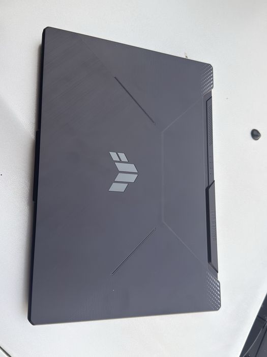 Asus notebuk FA560N