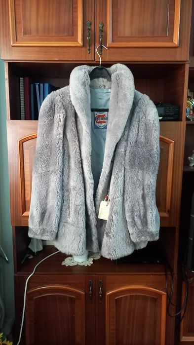 Haina dama, blana NATURALA, Romania, 3/4 model raglan NOUA cu eticheta