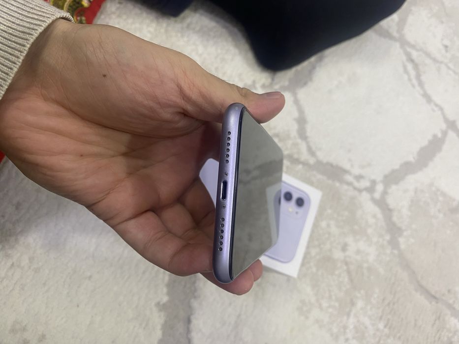 Iphone 11 в хорошем состоянии