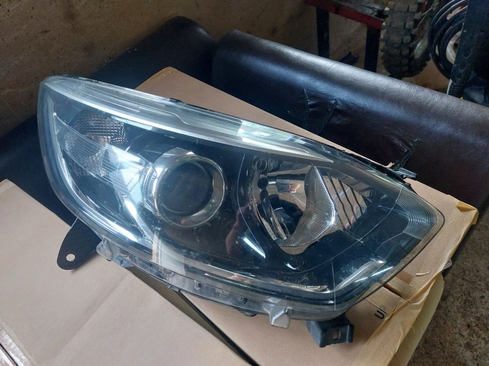 Оригинални фарове за Renault Captur 2012-2019