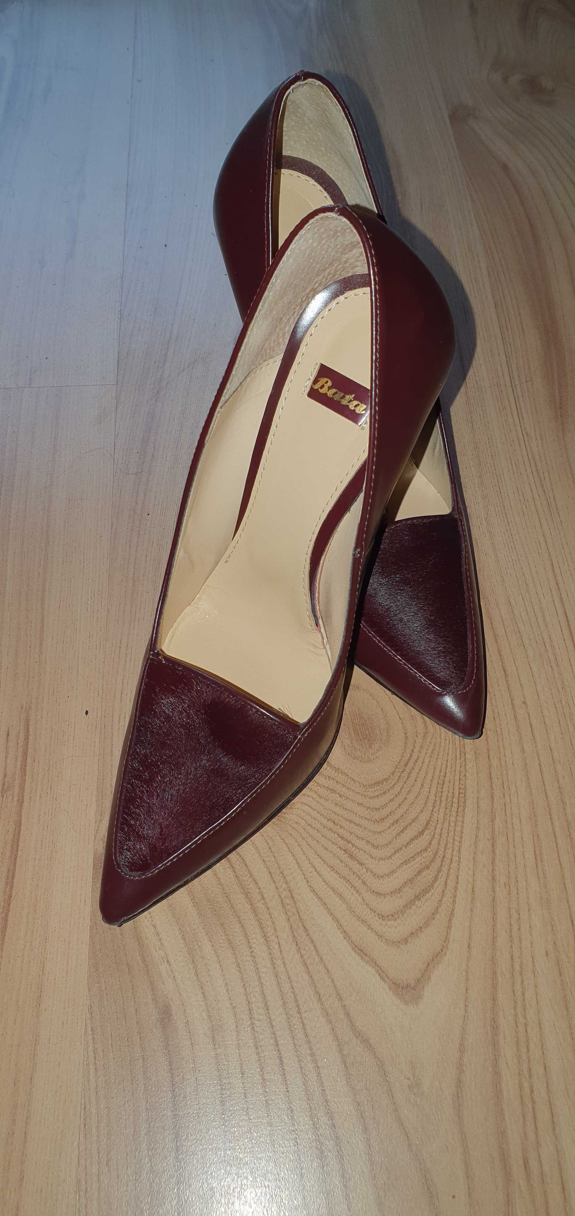 Pantofi stiletto