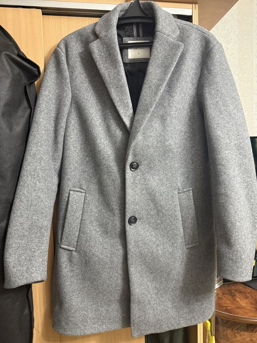Пальто мужское серое