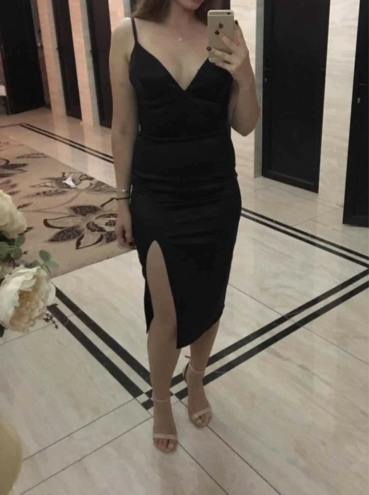 Rochie neagră elegantă