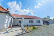 Casa de vanzare cu 2000mp de teren