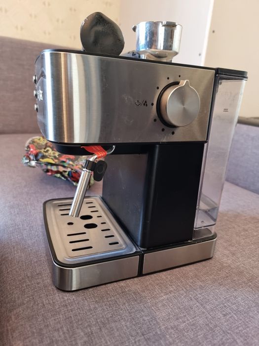 Кафе машина с една ръкохватка