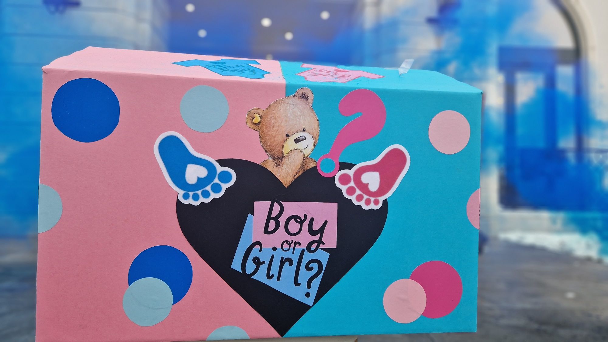 Gender reveal box