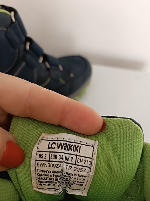 Зимни боти за момче номер 31 и 34